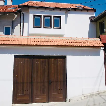 Halka 3 Apartment